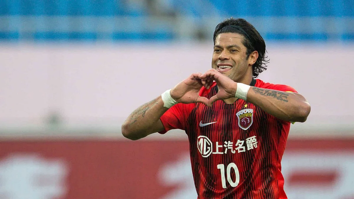 تطور مهم في محاولات الهلال لضم عملاق منتخب البرازيل