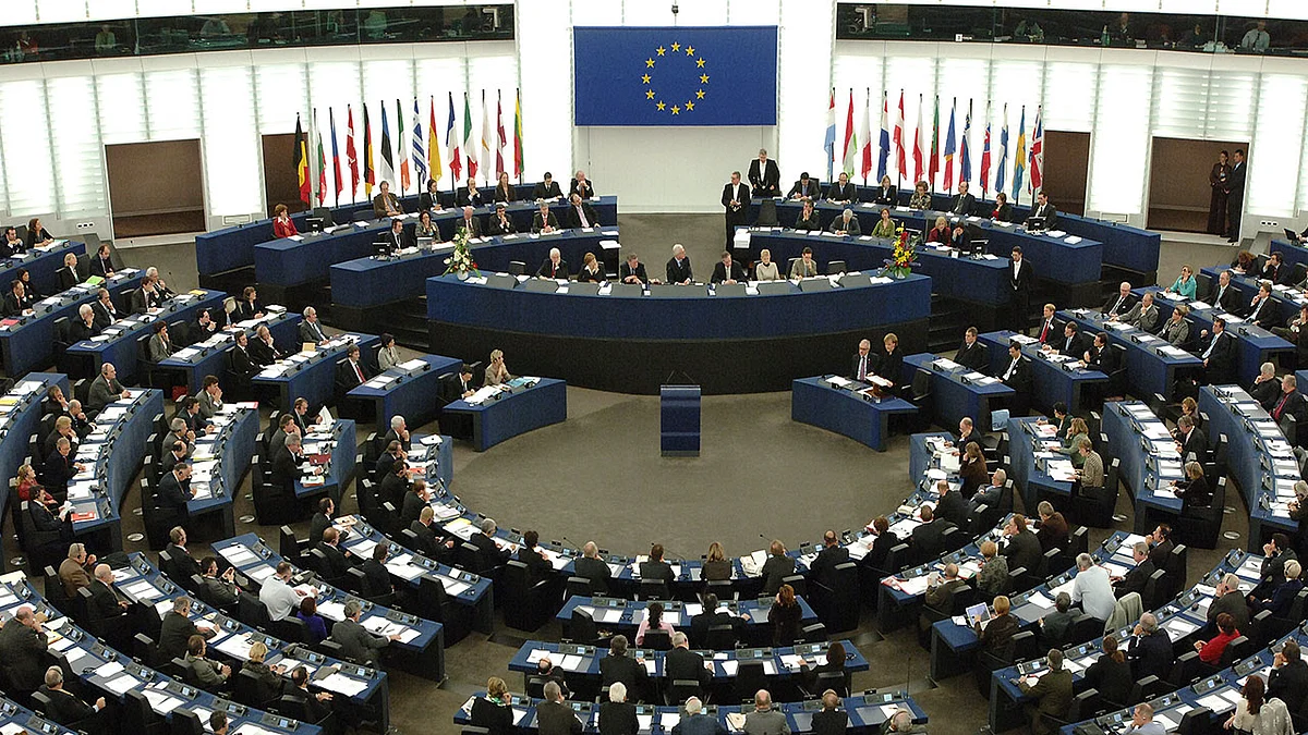 تطبيع المغرب وإسرائيل.. الاتحاد الأوروبي يرحب بإعلان العلاقات الدبلوماسية
