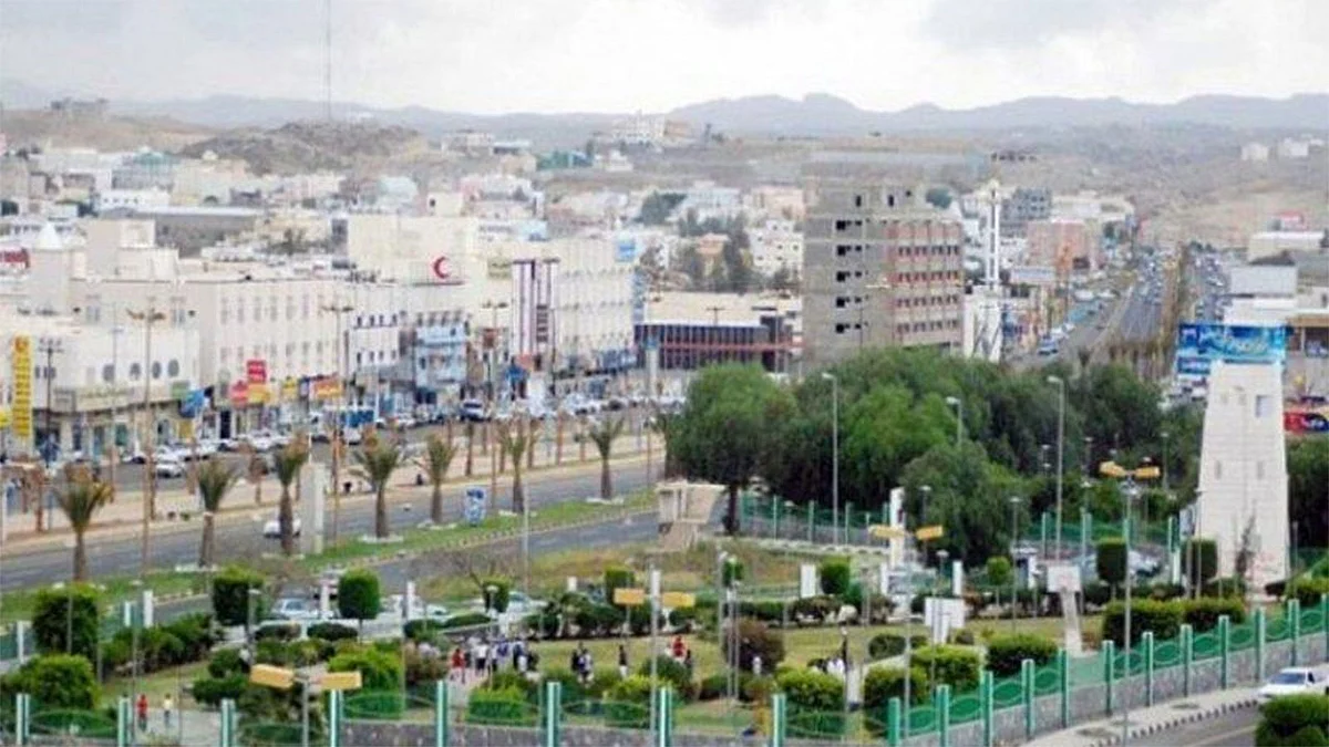 إغلاق 5 محال مخالفة بأحد رفيدة وإتلاف 340 كجم مواد غذائية فاسدة