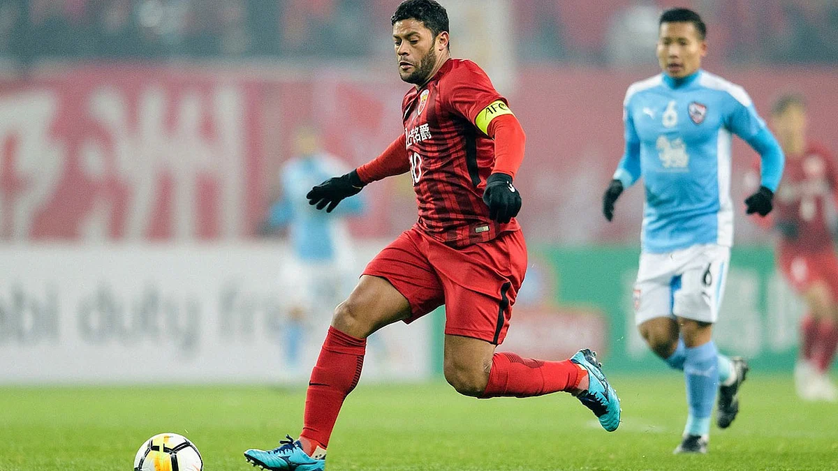 بسبب «لعنة كورونا».. ثورة شاملة في الدوري الصيني