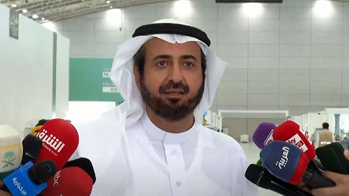 وزير الصحة: لقاح كورونا اختياري.. وولي العهد يتابع حملة التطعيم