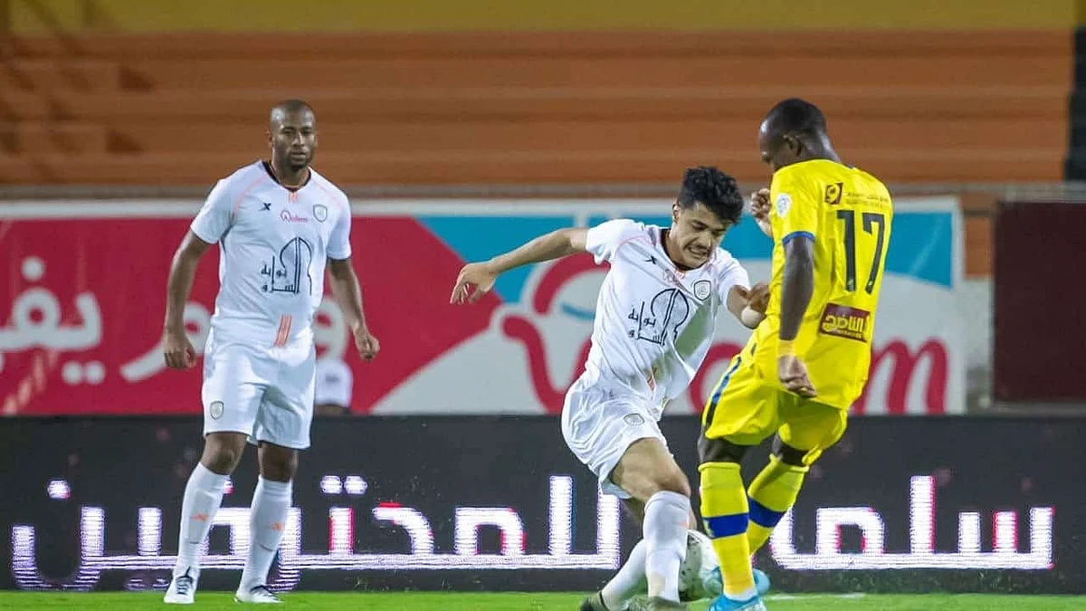 الشباب والاتحاد يواجهان التعاون والرائد من أجل البقاء داخل المربع الذهبي