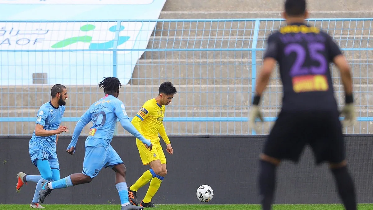 النصر يوقف النزف وينتزع فوزًا ثمينًا من بين أنياب الباطن