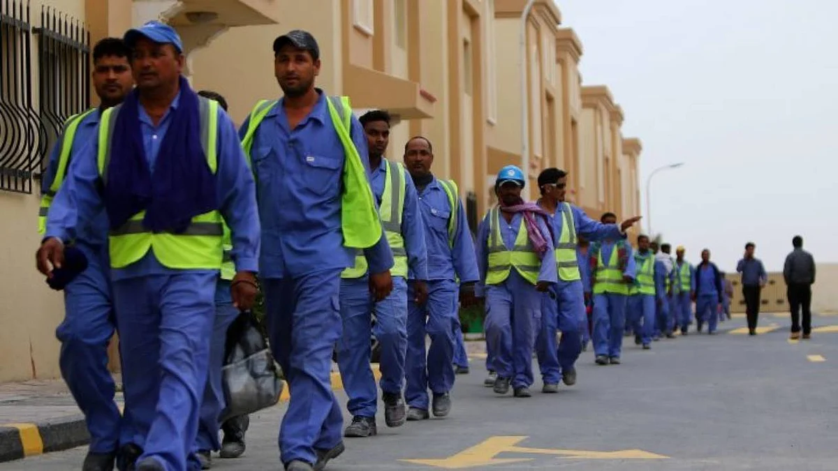 إلزام المنشآت بالإفصاح عن سكن العمالة خلال إصدار وتجديد رخص العمل