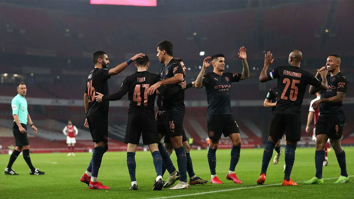 كأس رابطة المحترفين.. مانشستر سيتي يكتسح أرسنال ويصعد للمربع الذهبي
