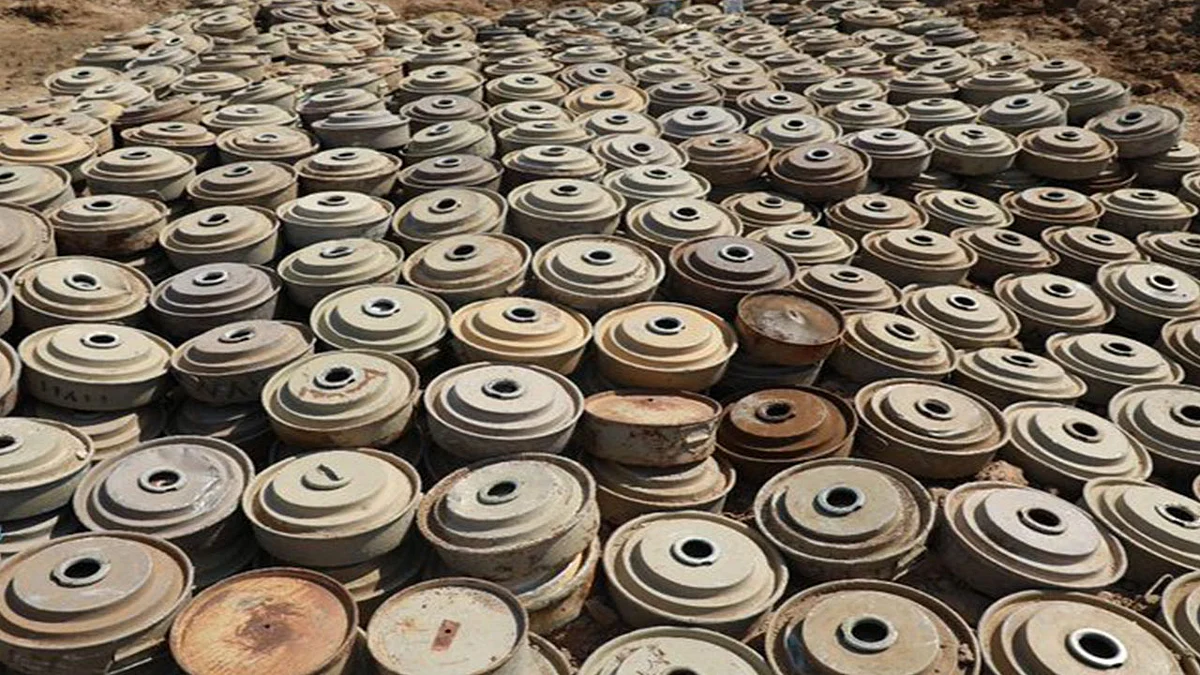 «مسام» يُتلف 945 لغمًا وقذيفة غير متفجرة في باب المندب