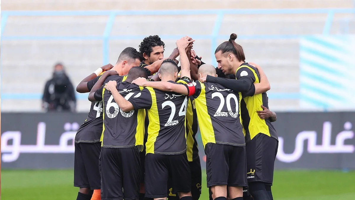 مناف أبوشقير: الاتحاد سينافس الهلال على لقب دوري المحترفين هذا الموسم
