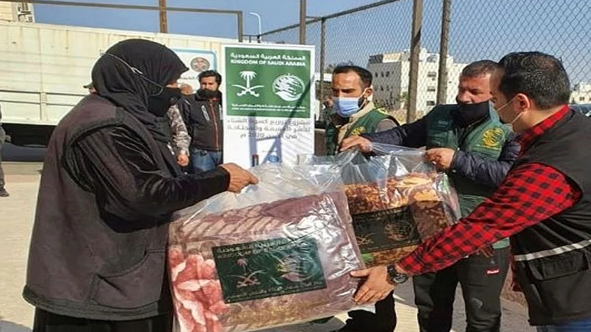 بالصور.. إغاثي الملك سلمان يوزع كسوة الشتاء لأسر اللاجئين في الأردن