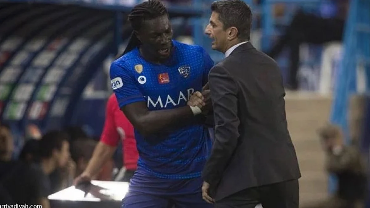 رازفان يطلب التعاقد مع مهاجم جديد لتحسين نتائج الهلال