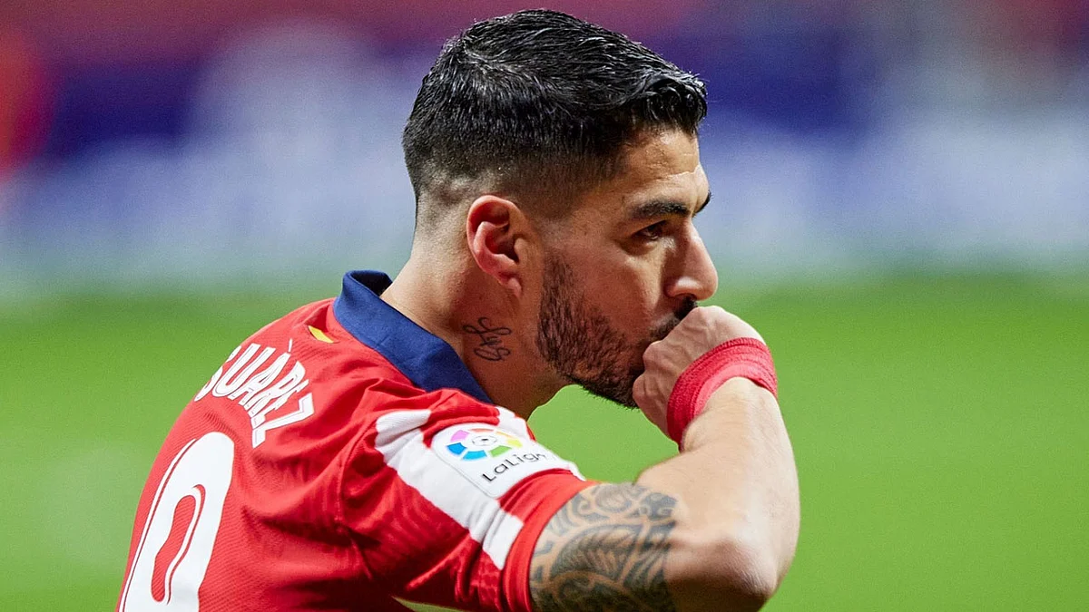 ثنائية سواريز تنقذ أتلتيكو من كمين إيبار وتعزز صدارته للدوري الإسباني