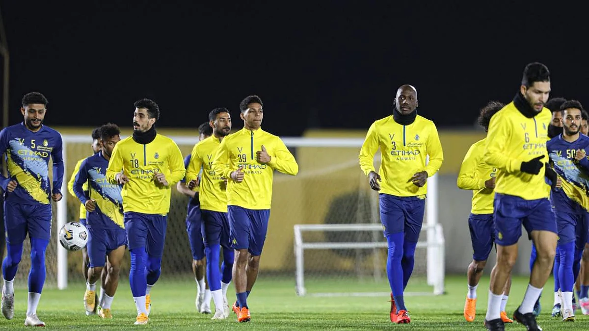 مارتينيز يقترب من دعم النصر في موقعة السوبر.. وعسيري واصل التأهيل