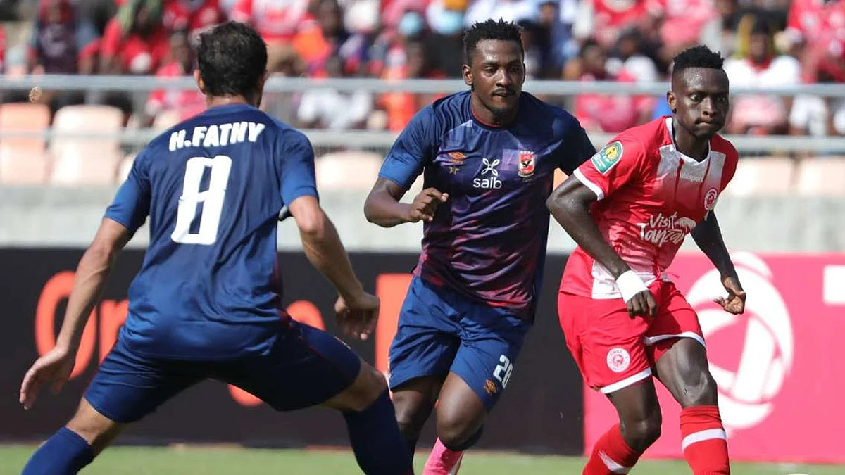 «الجماهير» صداع في رأس الأهلي والزمالك قبل الصدام الأفريقي
