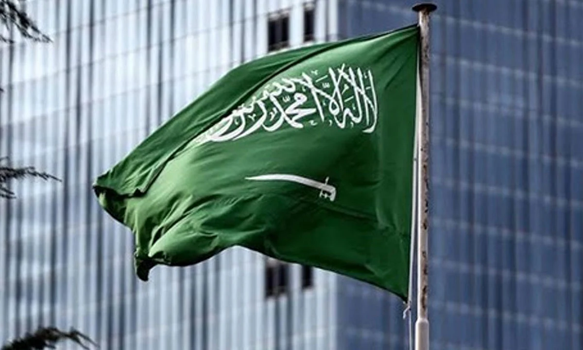 لقاح كورونا.. 13 مليون جرعة لدول الخليج.. والسعودية تتصدر التعافي
