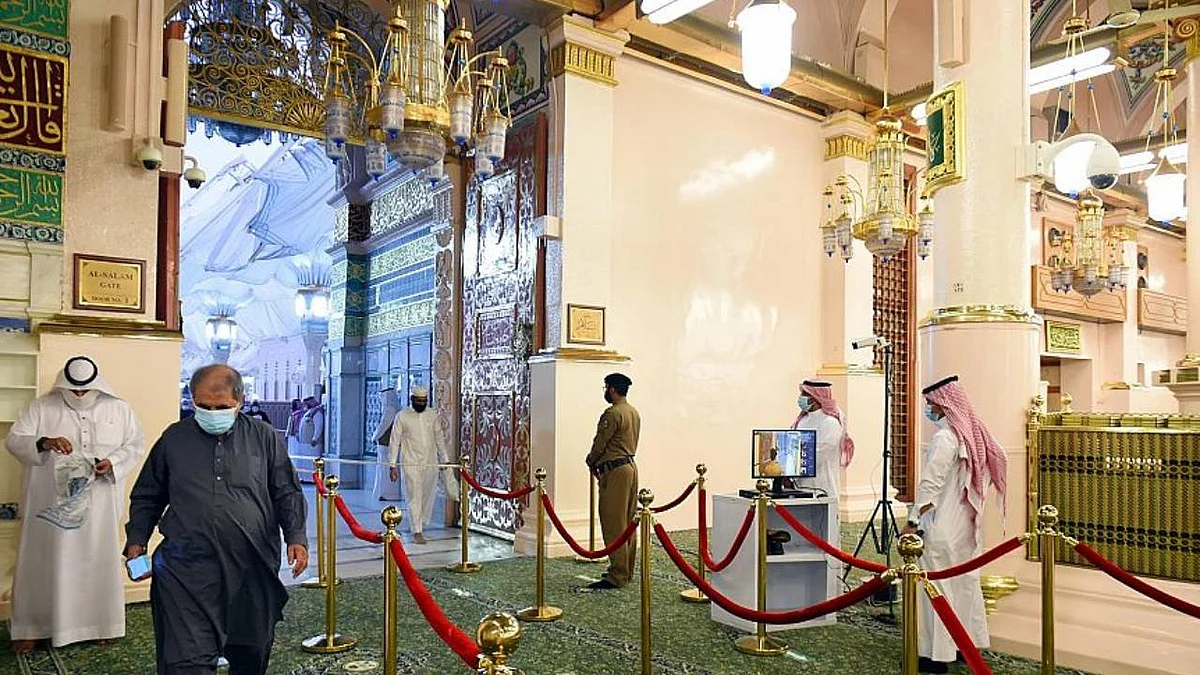 «الشؤون الإسلامية» تنفذ أكثر من 167 ألف جولة رقابية على المساجد والجوامع