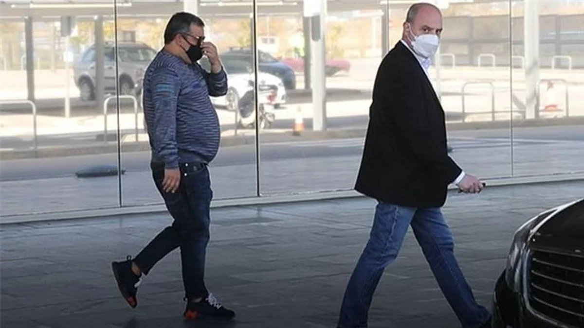 «رحلة برشلونة» تُثير الجدل بشأن مستقبل هالاند