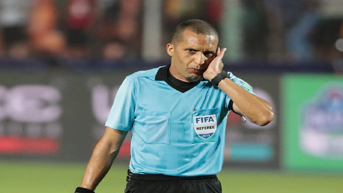 «جيد» يضبط كلاسيكو الاتحاد والهلال.. والحربي يدير موقعة الجنوب