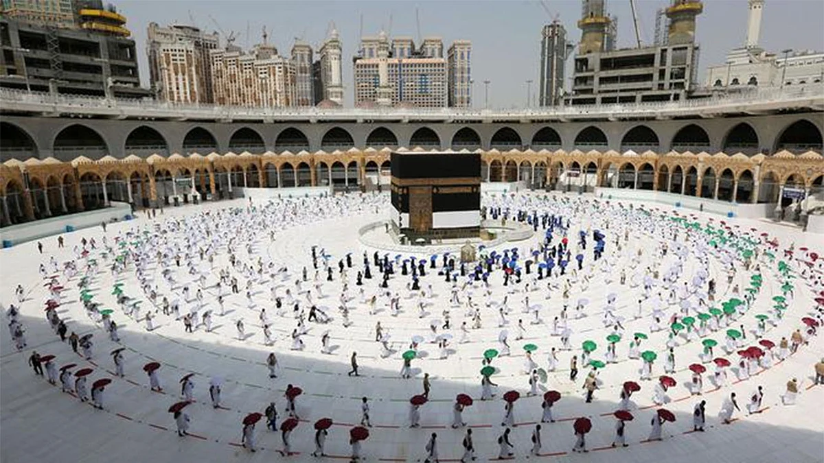 «الأمن العام» يقف على جاهزية تطبيق الخطط الأمنية والمرورية لموسم العمرة