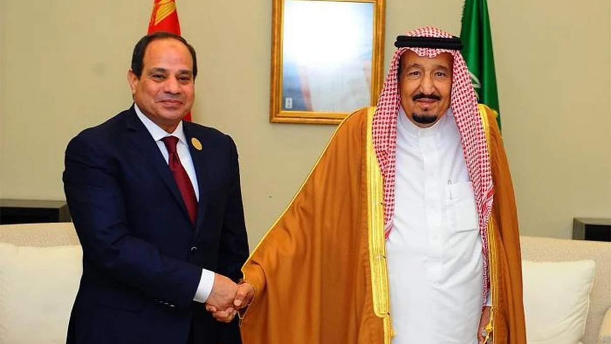 خادم الحرمين يتلقى اتصالًا هاتفيًا من الرئيس المصري للتهنئة بشهر رمضان