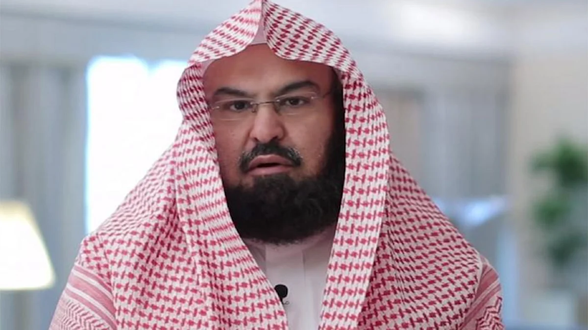 «السديس» يوصى قاصدي المسجد الحرام بالتقيد بالتدابير الوقائية عند القدوم إلى الحرمين