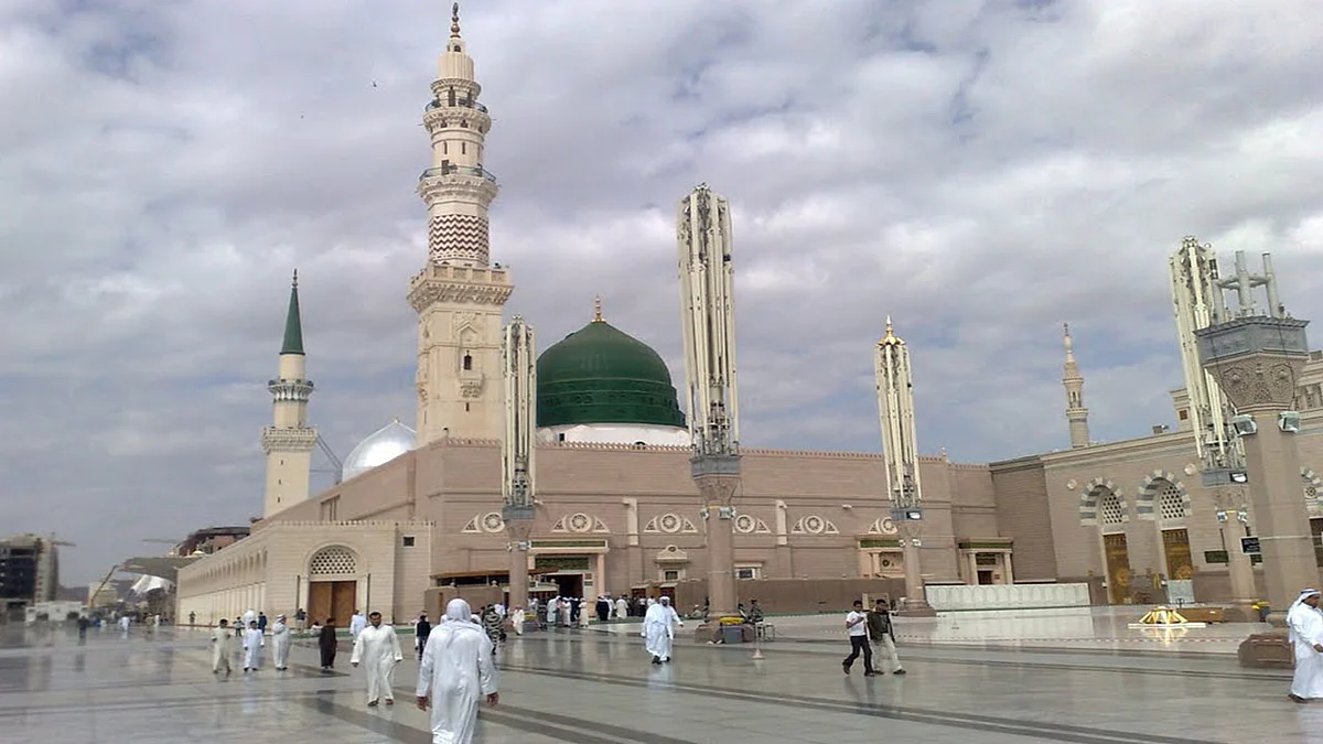 منع الوجبات واشتراط توكلنا.. إجراءات صارمة في المسجد النبوي خلال رمضان