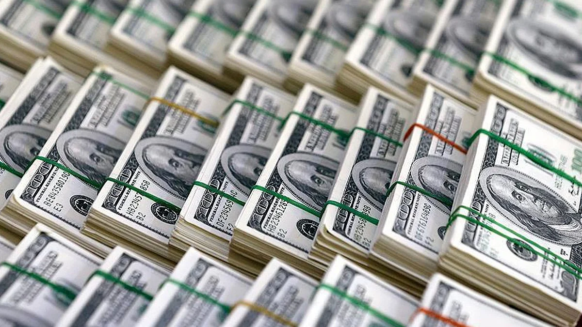 كنز داعش.. العثور على ملايين الدولارات والدينارات وذهب وفضة في العراق