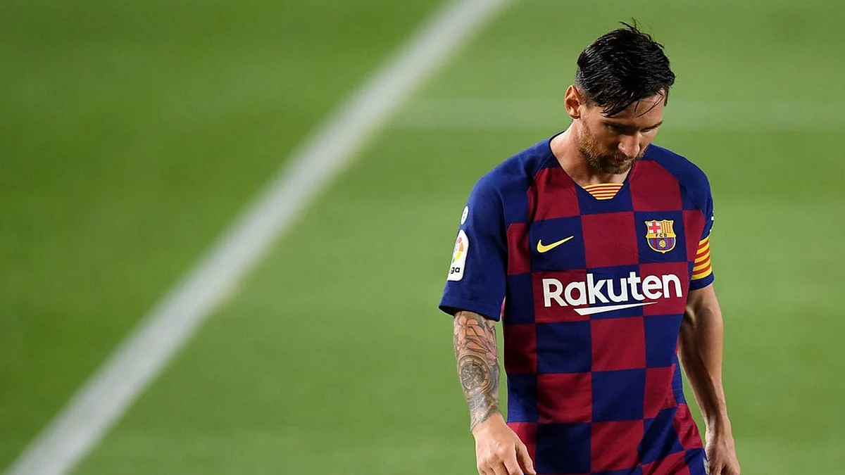 ميسي يكشف عن سر حزنه رغم التتويج بكأس ملك إسبانيا