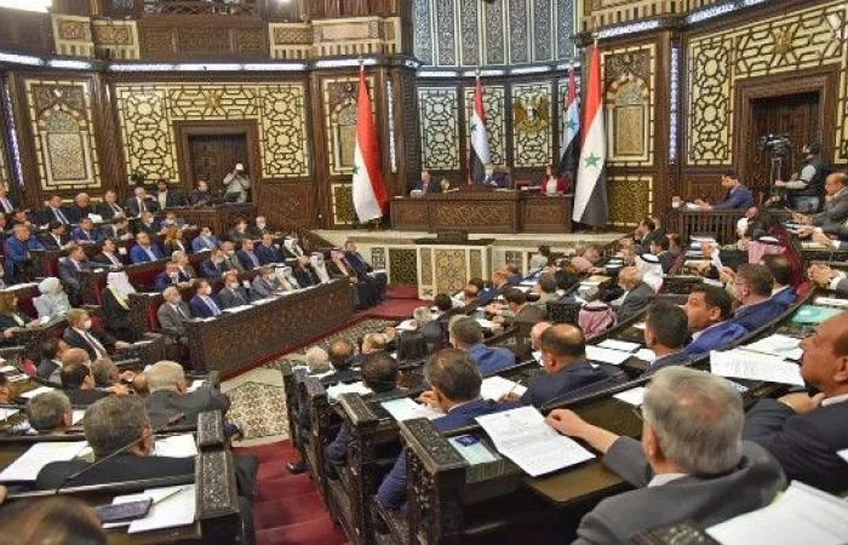 أول امرأة سورية تتقدم بطلب ترشح إلى رئاسة الجمهورية.. هل تكون «الحصان الأسود»؟