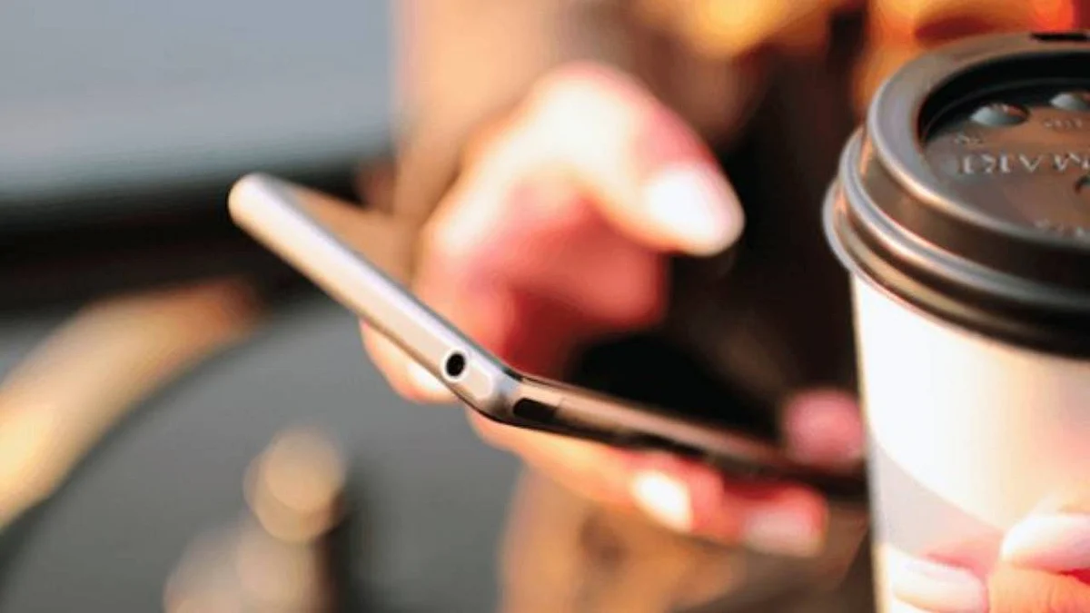 احذر 8 تطبيقات تسرق النصوص وأموال مستخدمي الهواتف الذكية