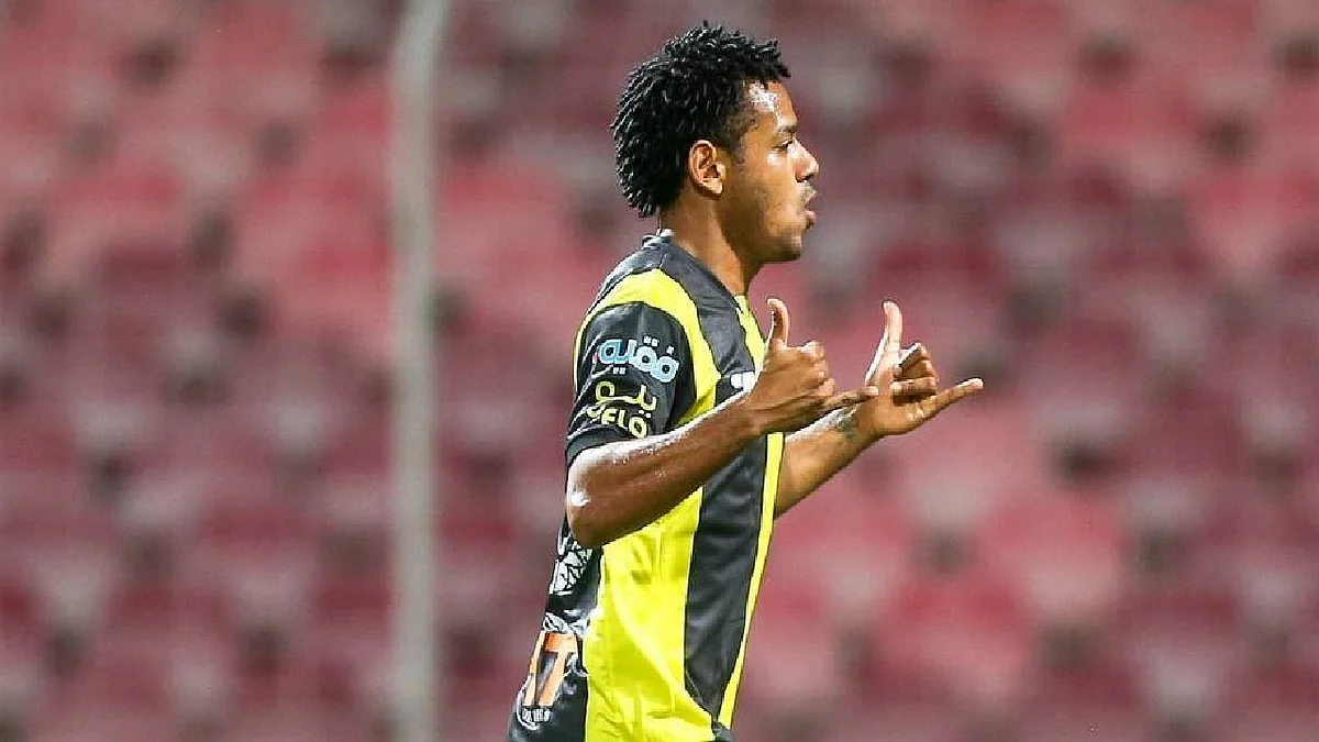 جستنية يكشف أزمة طاحنة تعاني منها الأندية ورومارينيو تقدم بشكوى ضد الاتحاد