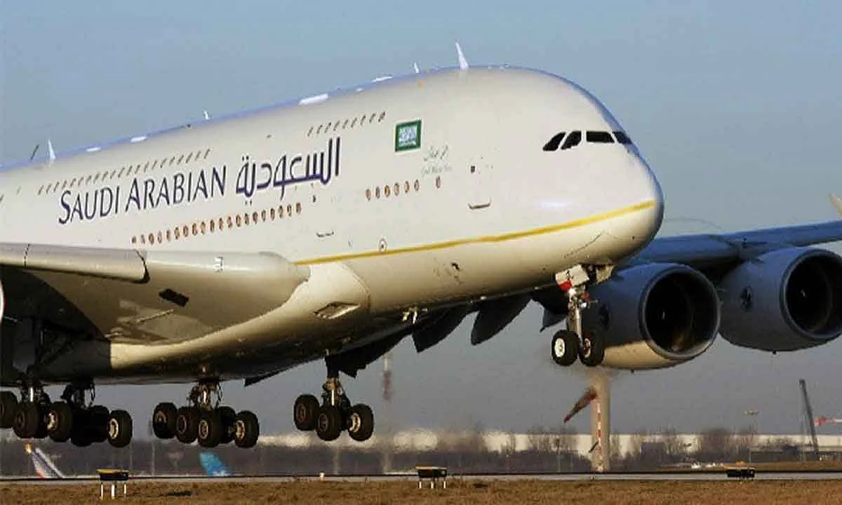 «الخطوط السعودية» تُفعّل الرمز المشترك مع طيران الخليج.. هل اقترب السفر الدولي؟