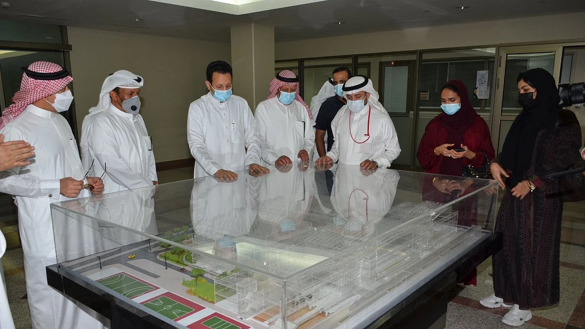 وفد «آسيوي اليد» يختتم الجولة التفقدية الأولى للمنشآت الرياضية بجدة