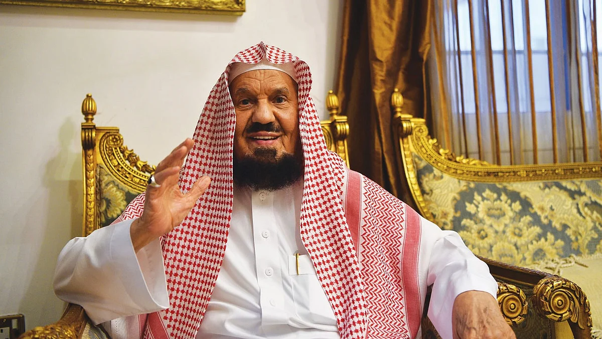 حال امتلاك النصاب.. الشيخ «المنيع»: الزكاة واجبة على الصغير والمجنون