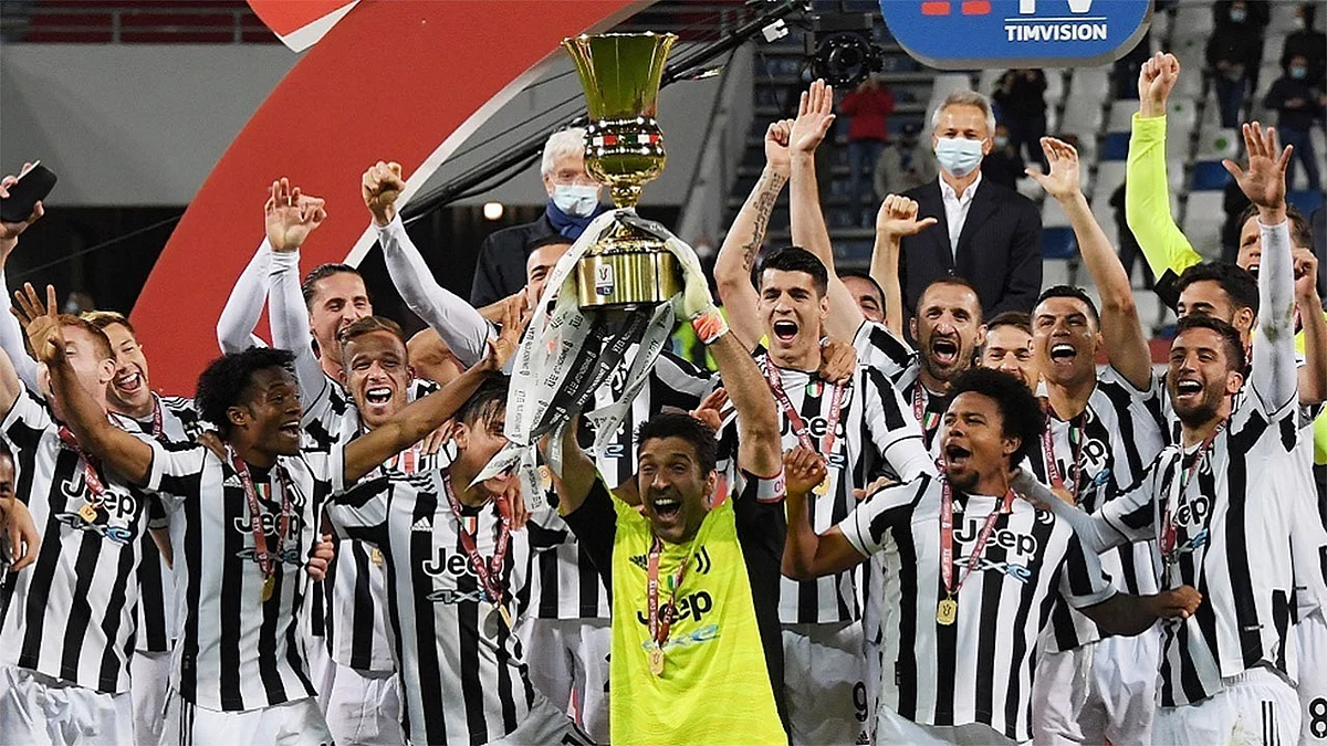 يوفنتوس يصالح جماهيره بالتتويج بكأس إيطاليا