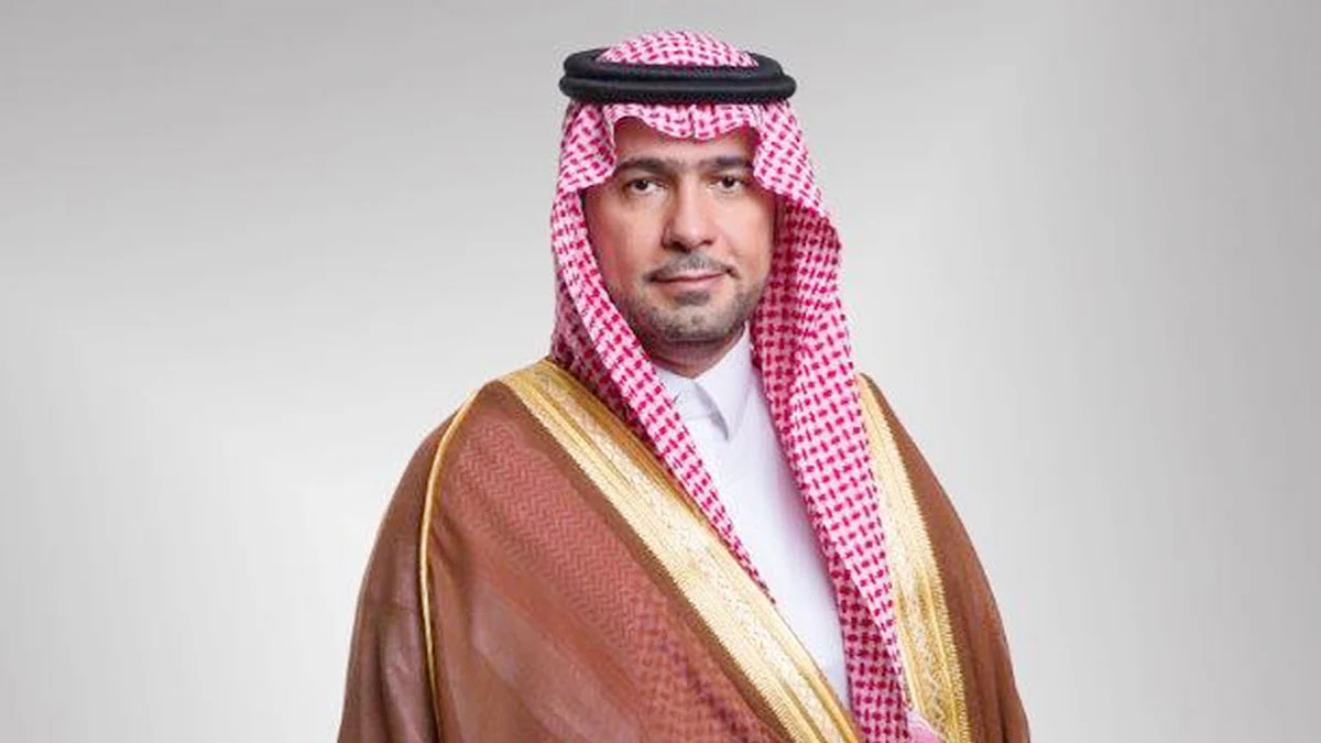 قرار رسمي بتطبيق برنامج التثقيف الصحي على منسوبي منشآت الغذاء والصحة العامة