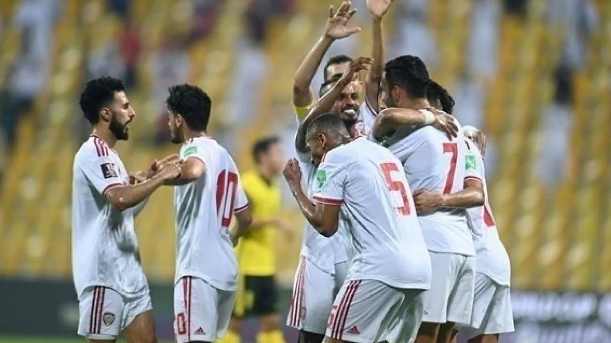 الإمارات تقسو على ماليزيا بالأربعة.. وتخلط أوراق «السابعة»