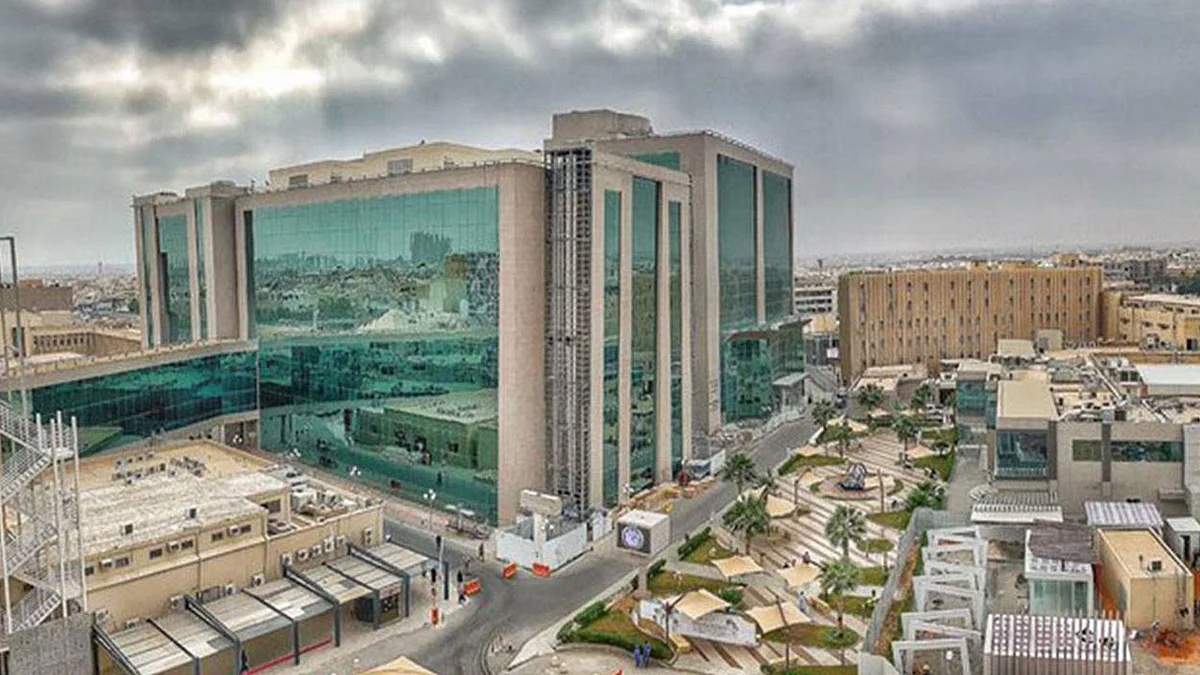 «سعود الطبية» تحذر من 3 أشياء قد تنفجر داخل السيارات في الصيف