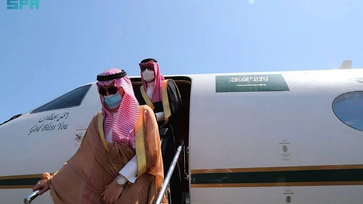 بالصور.. الوزير قطان يصل إلى بوروندي في زيارة رسمية