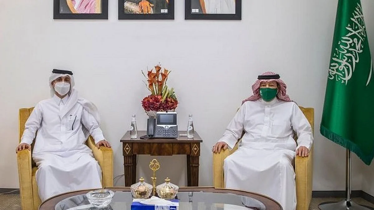 الأمير فيصل بن فرحان يتلقى رسالة خطية من وزير خارجية قطر