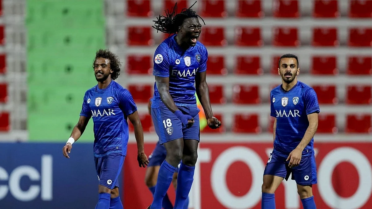 صراع قطري-إماراتي لخطف جوميز من الهلال