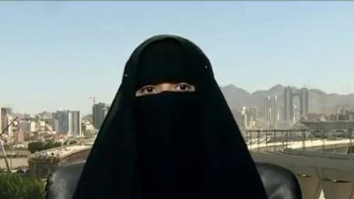 طالبة سعودية تحصد ميدالية فضية عن اختراع الحقنة الإلكترونية