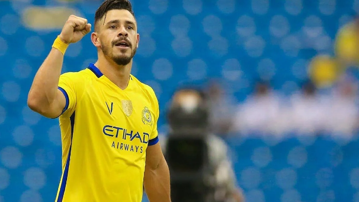 جوليانو: تجربتي مع النصر رائعة وأشكر جماهير «العالمي»