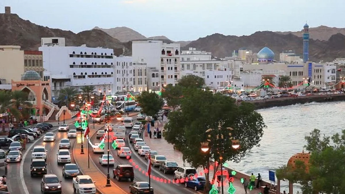سلطنة عمان تعرض منح الإقامة الطويلة للمستثمرين الأجانب