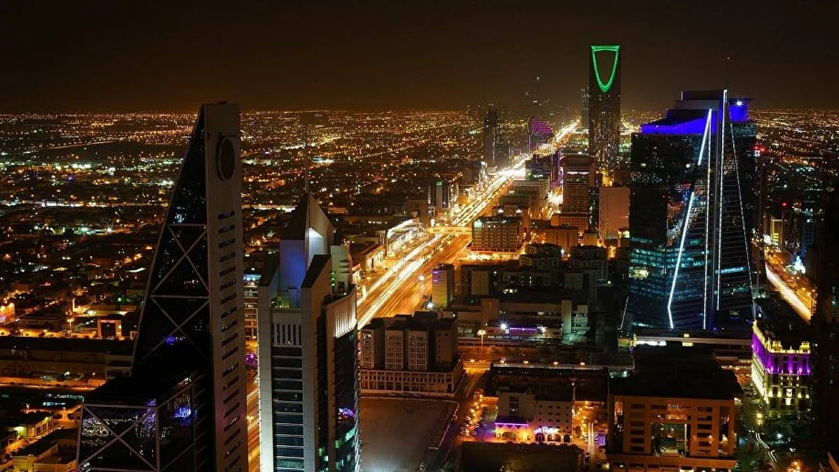 أخبار السعودية اليوم.. «الصحة» تلزم منسوبيها بالتحصين.. وتراجع الإصابات الحرجة