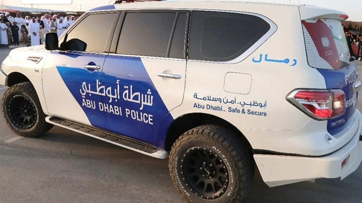 اندلاع حريق في منطقة الدانة بأبوظبي.. والدفاع المدني يباشر الحادث