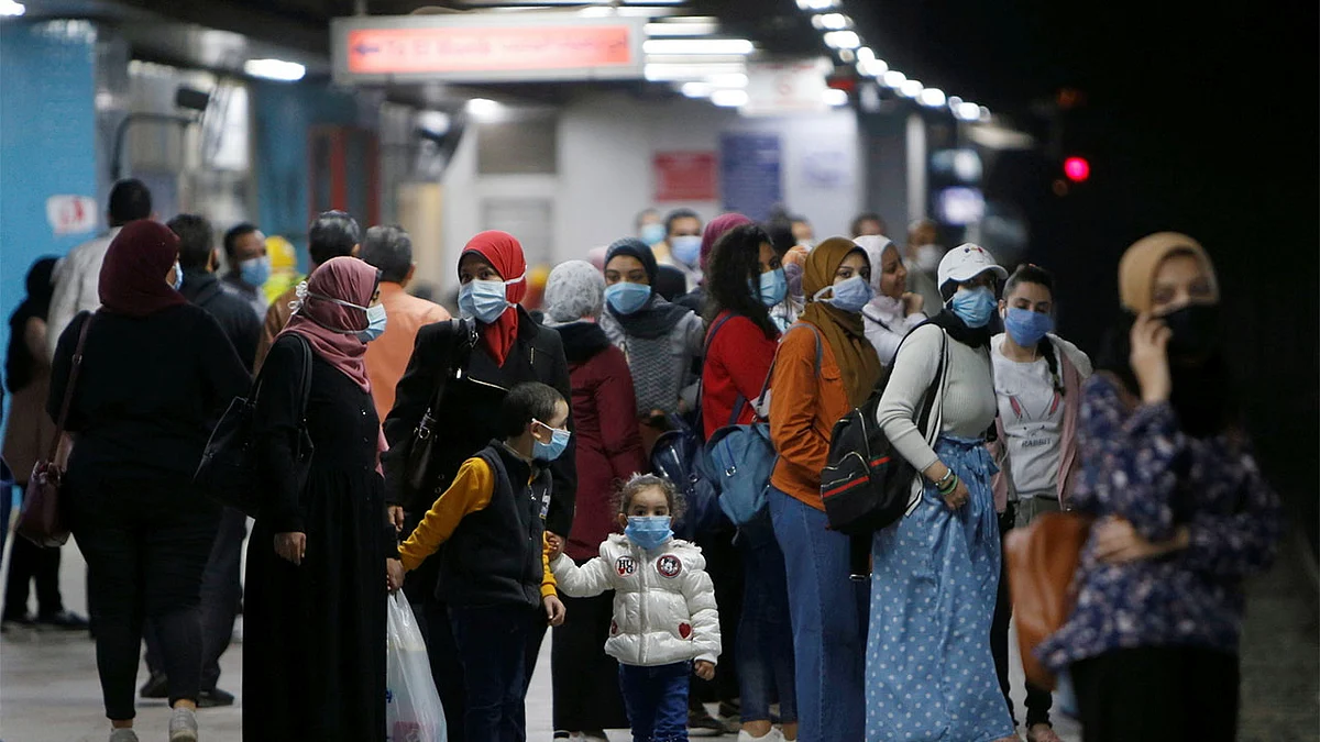 مصر تسجل 121 إصابة جديدة بكورونا و15حالة وفاة