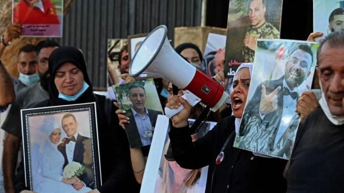وقفة احتجاجية لأهالي ضحايا مرفأ بيروت للمطالبة برفع الحصانات