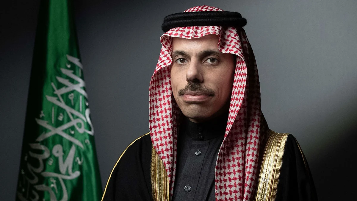 وزير الخارجية لنظيره التونسي: المملكة حريصة على أمن واستقرار بلادكم