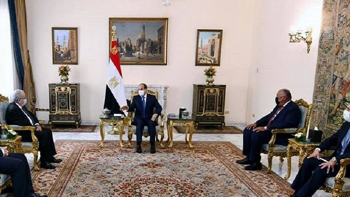 السيسي لوزير خارجية الجزائر: مصر متمسكة بحقوقها التاريخية في مياه النيل