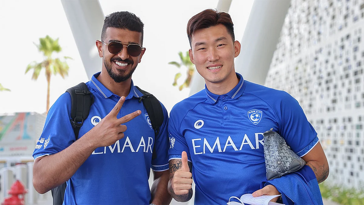 الهلال يصل الرياض وراحة يومين قبل العودة للتدريبات