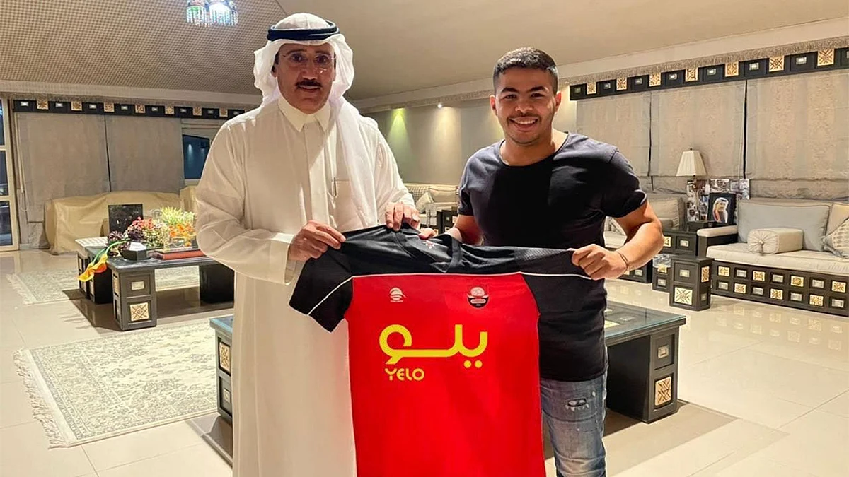 الرائد يُنهي إجراءات التعاقد رسميًا مع الشهري.. واللاعب: خطوة مهمة في مسيرتي